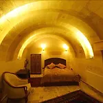 Hotel Avanos Suites 2*