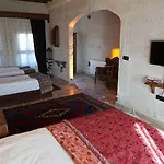 Avanos Suites Hotel 2*