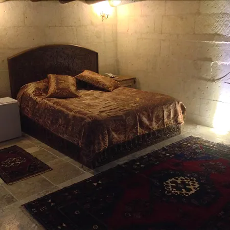 Hotel Avanos Suites 2*