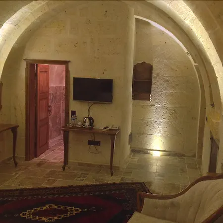 Avanos Suites 2*