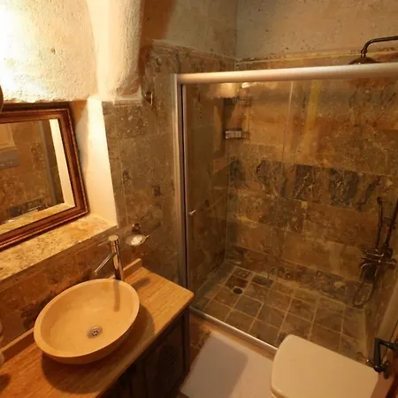 Avanos Suites 2*