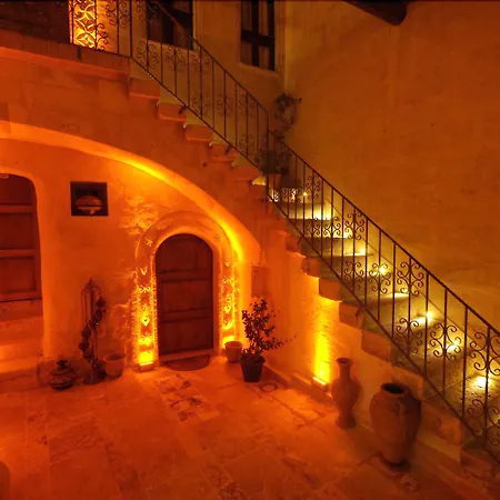 Hotel Avanos Suites 2*