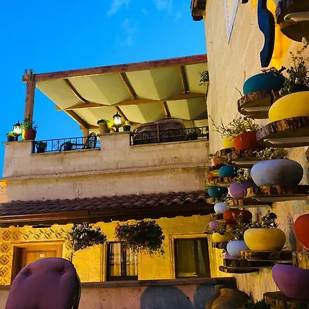 Avanos Suites Otel 2*