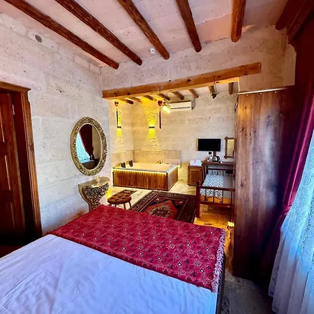 Avanos Suites 2*