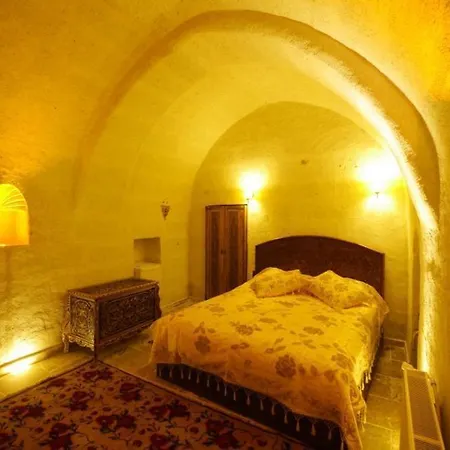 Avanos Suites 2*