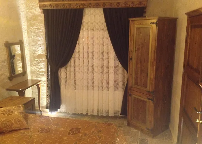 Hotel Avanos Suites 2*